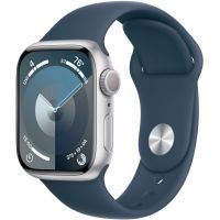 Apple Watch Series 9, 41 мм, корпус из алюминия серебристого цвета, спортивный ремешок цвета «грозовой синий», размер S/M
